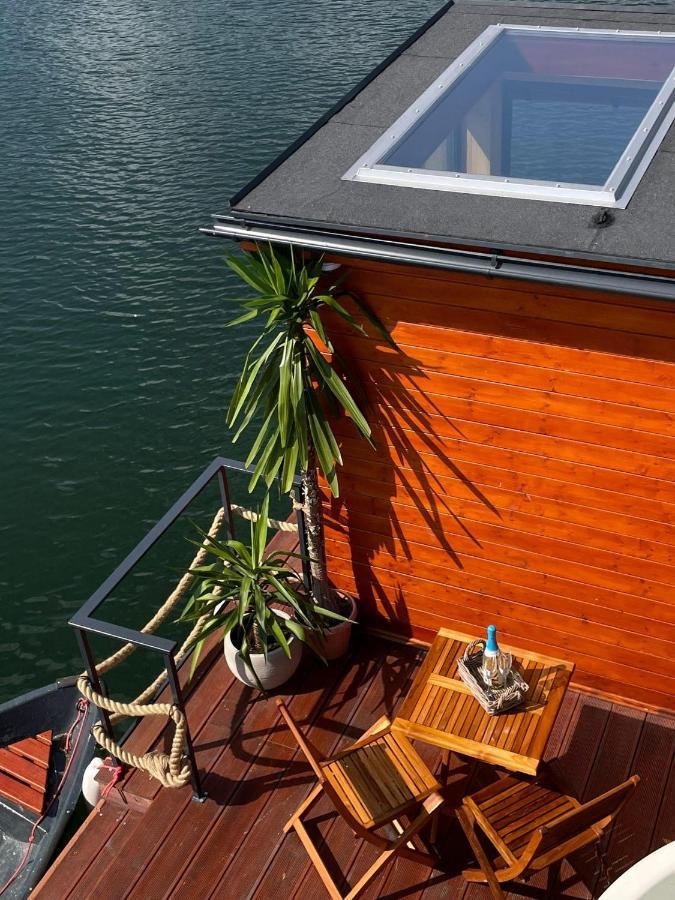 فندق Aquachill Houseboat & Wellness Liptovský Trnovec المظهر الخارجي الصورة